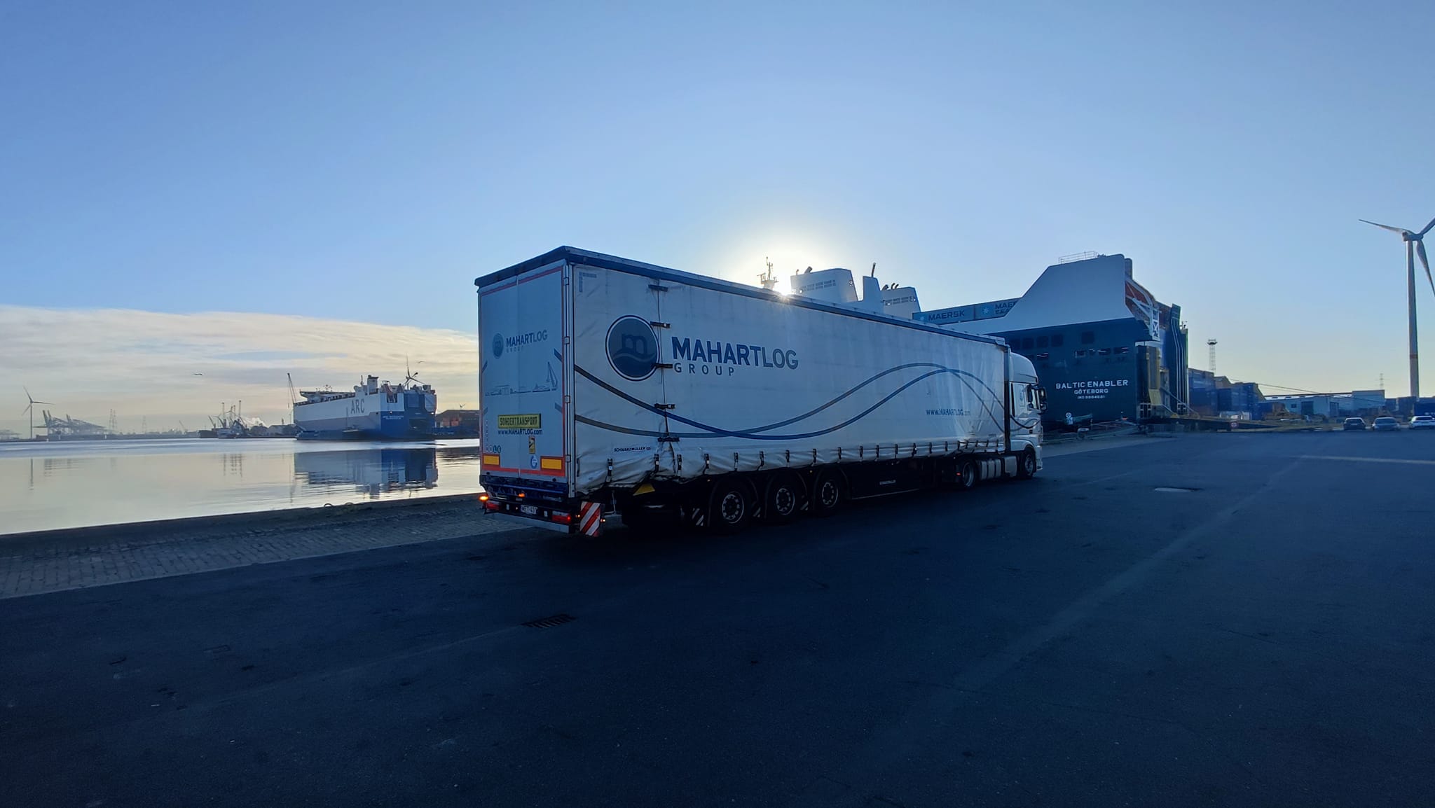 379614373_693031116179651_3332737484652125535_n